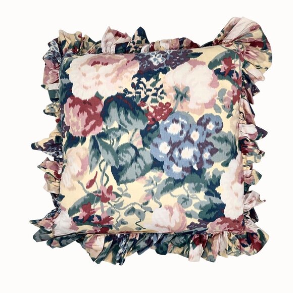 VINTAGE FLORAL RUFFLED THROW PILLOW ZIPPERD SHAM PILLOW INSIDE COTTAGE - Picture 1 of 11
